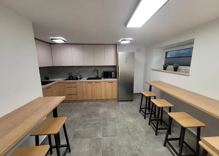 Хостел Central Hostel